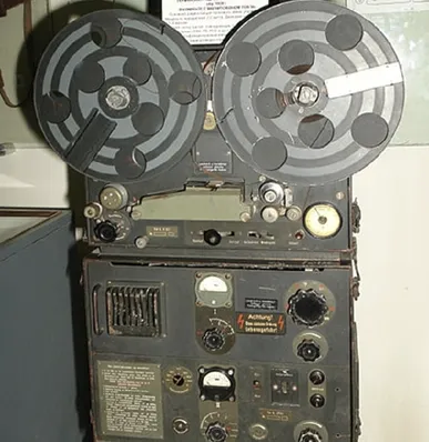 Magnetophon tape recorder